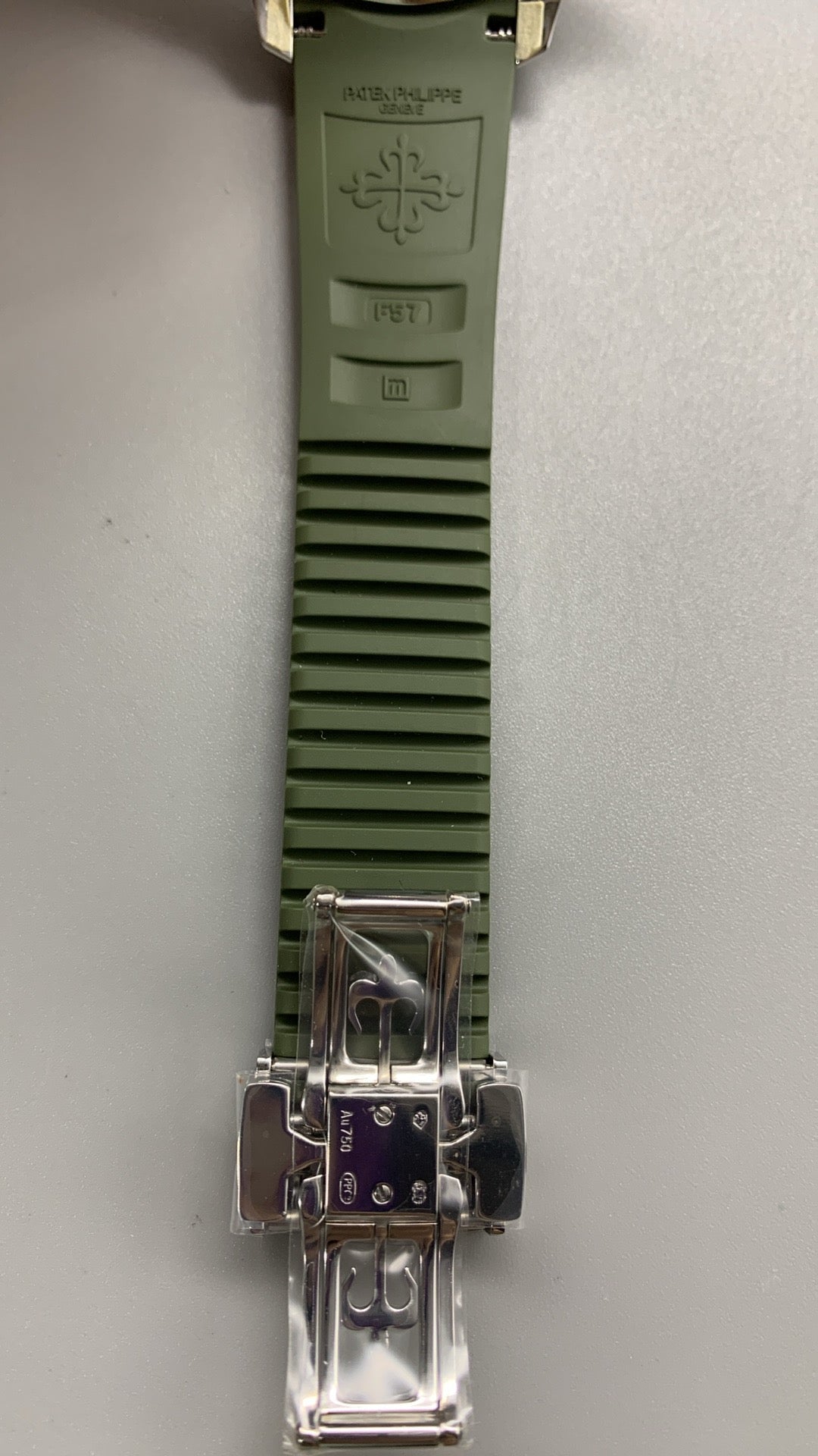 Patek Philippe Aquanaut 3285 V3 –  5968G-010 Chronograph White Gold Khaki Green Dial (2023)