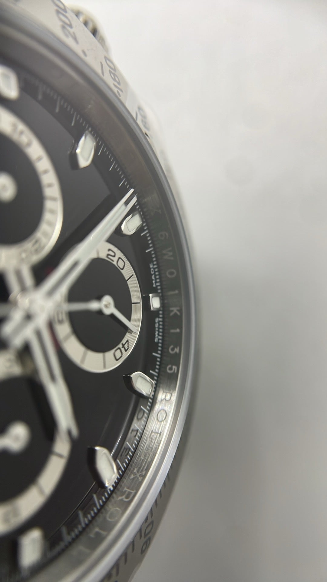 Rolex Cosmograph Daytona 40 – Black Dial VSF SUPER CLONE – 126520 – Oyster Bracelet