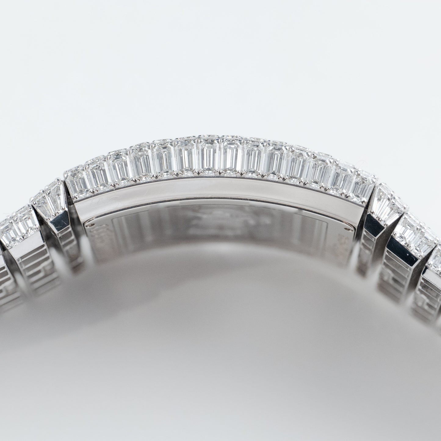 Jacob & Co. Billionaire III BL115.30.BD.AA.A30BD Tourbillon White Gold Diamond-Set Limited Edition of 18