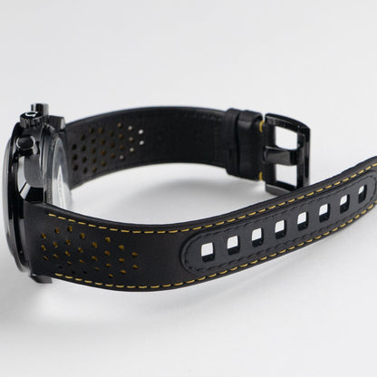Omega Speedmaster 311.92.44.30.01.001 Dark Side of the Moon Apollo 8 Edition Black Ceramic Black Dial (2021)